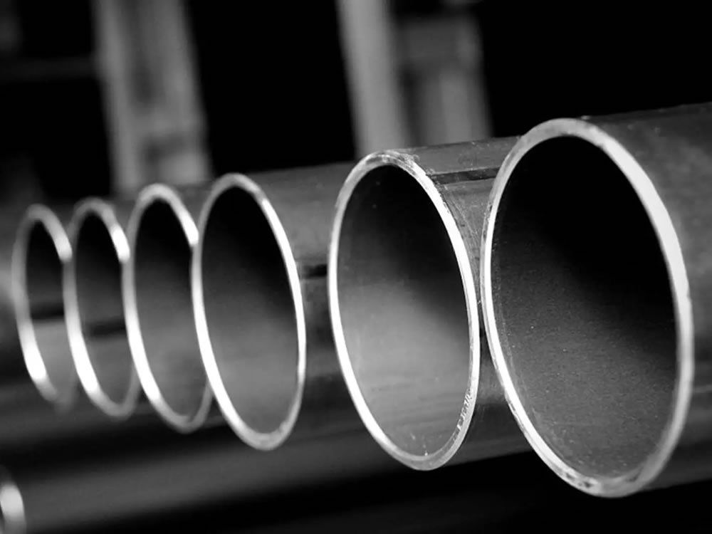 Key Differences Between Seamless and Welded Pipes