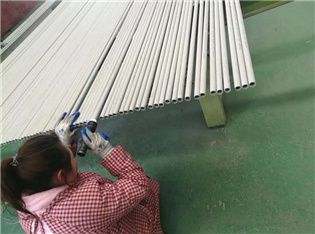 TP304 TP304L TP316 TP316L Pickled Annealed Polish Seamless Stainless Steel Pipe for Heat Exchangers